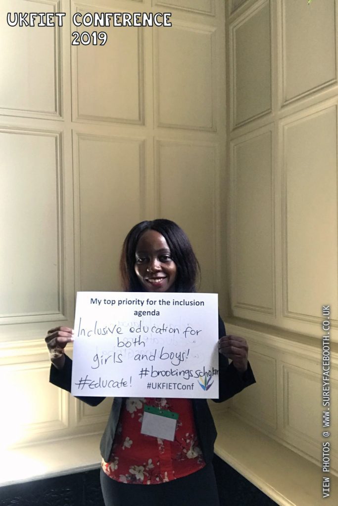 female delegate holding up a card My top priority for the inclusion agenda: inclusive education for both girls and boys! #brookingsscholar #educate