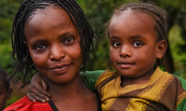 Ethiopian girls Photo credit :Rod Waddington