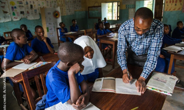 Teacher supporting deaf pupils in an inclusive school in Singida, Tanzania.
