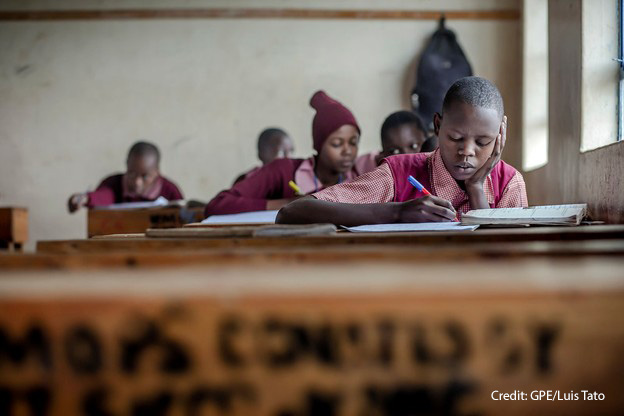 How can we make the shift students sit in a maths class, Kenya.
